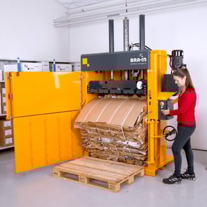 VG-B20_WebCaro02_20_GB_No2-Bramidan-B20-eject-cardboard-bale-1500x1500-jpg-medium-130